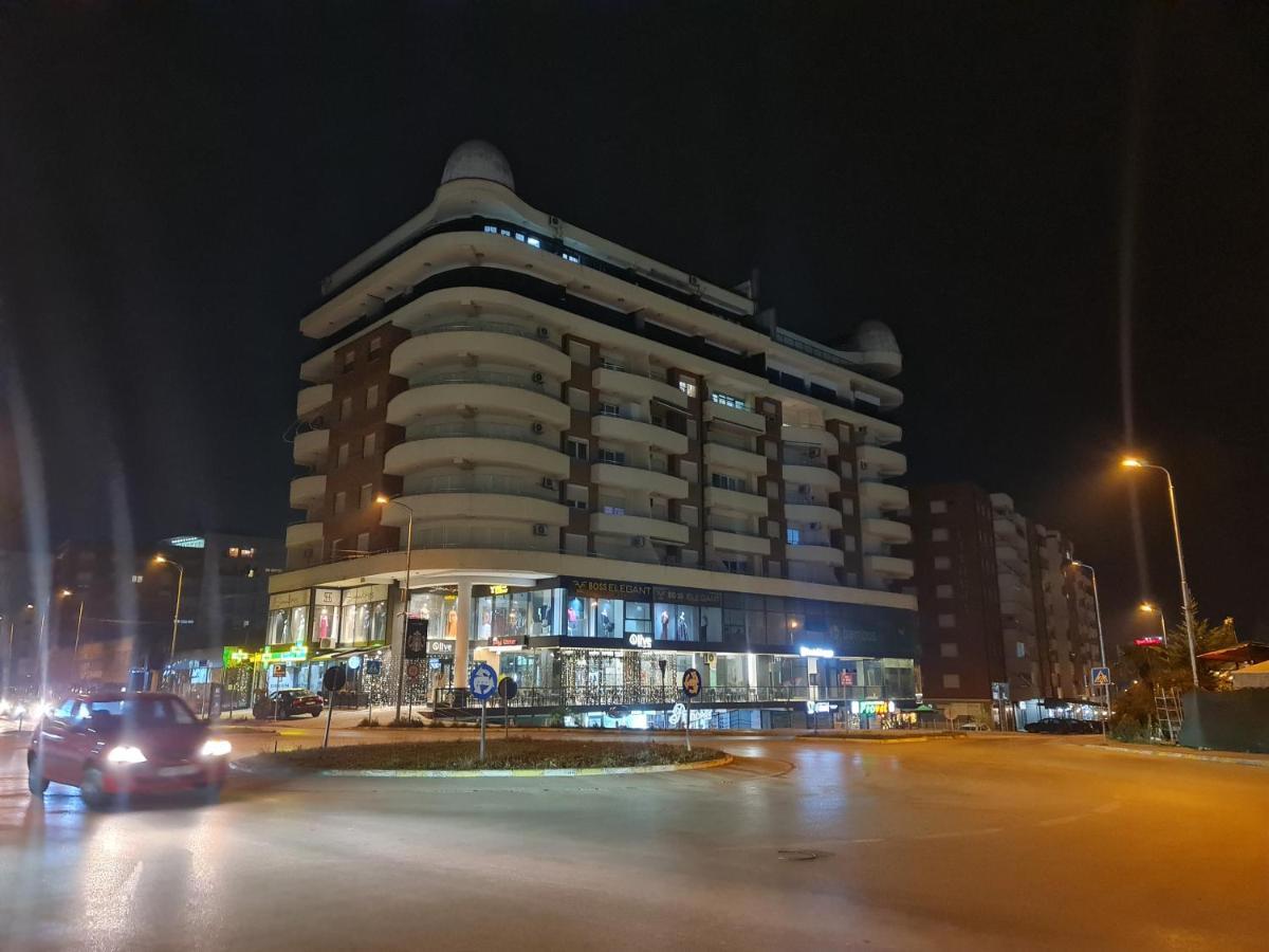 Apartment 1 Plisi Gjilan Esterno foto